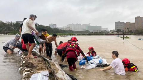 《清澈的爱，只为中国——新时代卫国戍边英雄陈祥榕的故事》首发